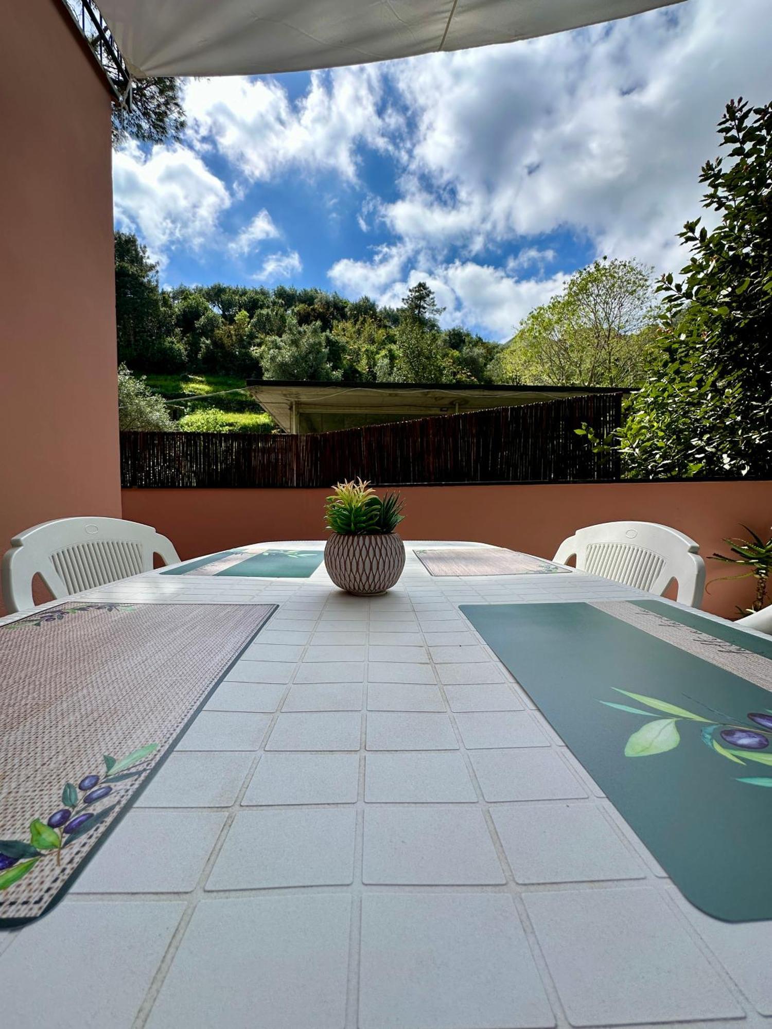Terrace & Parking - Holiday Home Near Fegina Beach Monterosso al Mare Ngoại thất bức ảnh