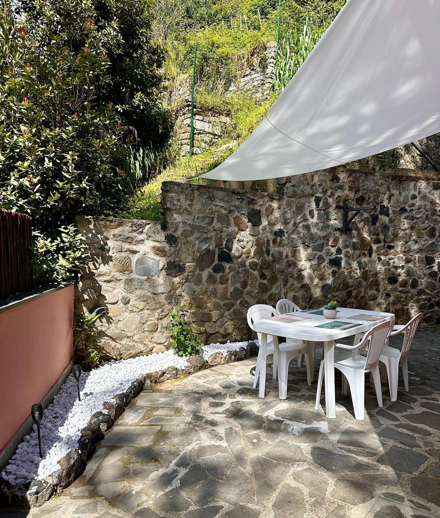 Terrace & Parking - Holiday Home Near Fegina Beach Monterosso al Mare Ngoại thất bức ảnh