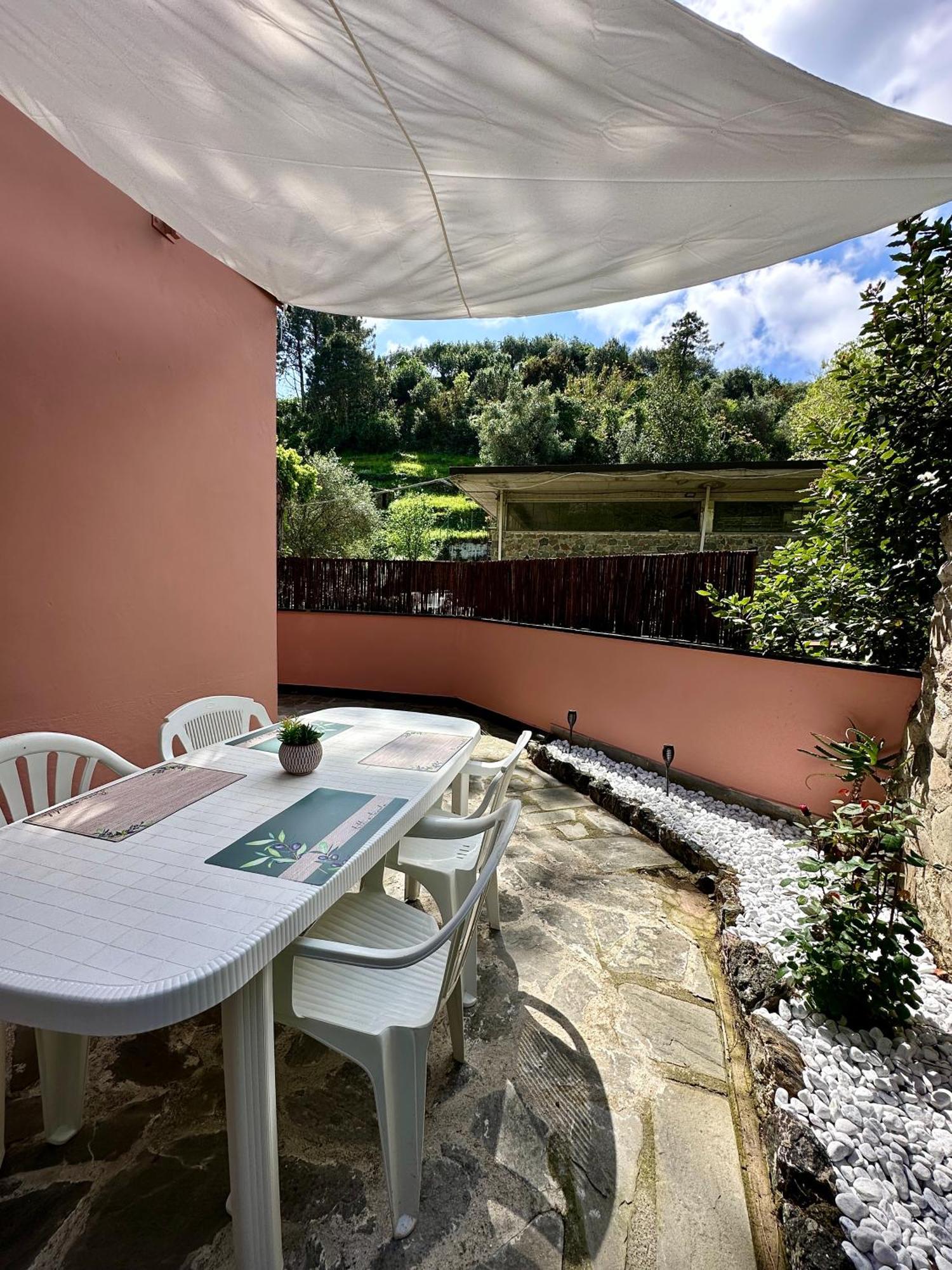 Terrace & Parking - Holiday Home Near Fegina Beach Monterosso al Mare Ngoại thất bức ảnh