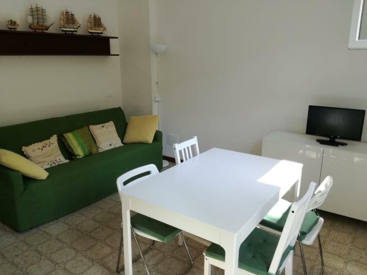 Terrace & Parking - Holiday Home Near Fegina Beach Monterosso al Mare Ngoại thất bức ảnh