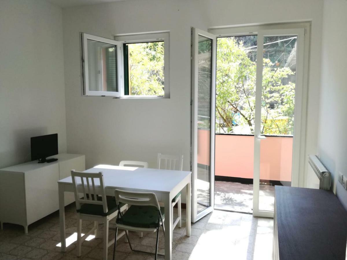 Terrace & Parking - Holiday Home Near Fegina Beach Monterosso al Mare Ngoại thất bức ảnh